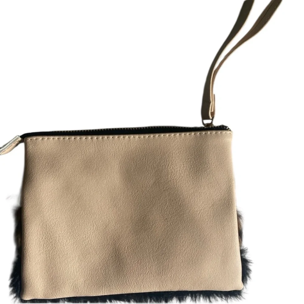 Betsey Johnson Faux Fur Wristlet Cream and Black with Leopard Print - Picture 5 of 9